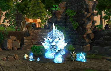 《魔兽私服文化现象研究：虚拟社群中的身份认同与集体记忆建构》